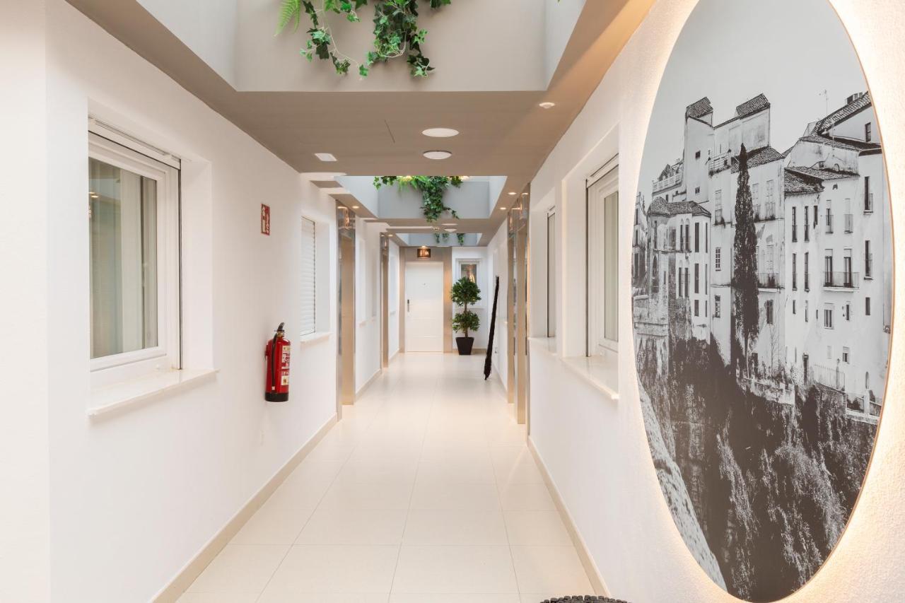 Apartamentos Martalia Arenal Ronda Exteriör bild