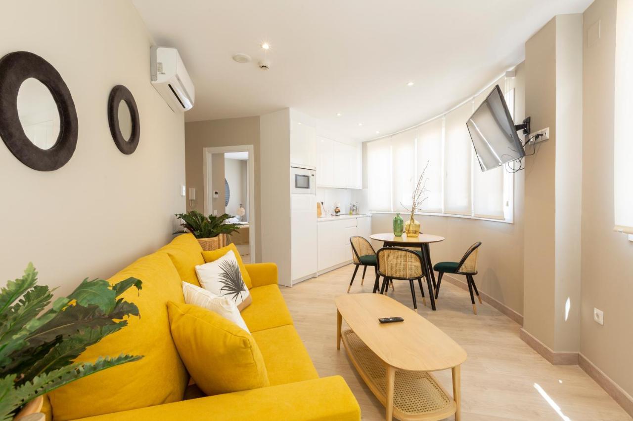 Apartamentos Martalia Arenal Ronda Exteriör bild