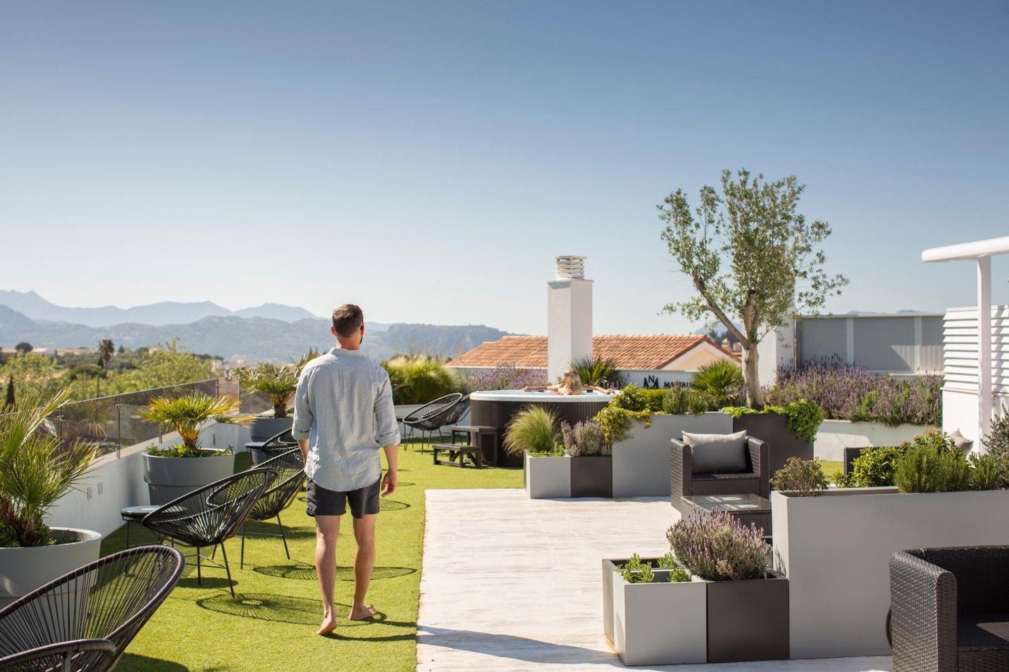 Apartamentos Martalia Arenal Ronda Exteriör bild