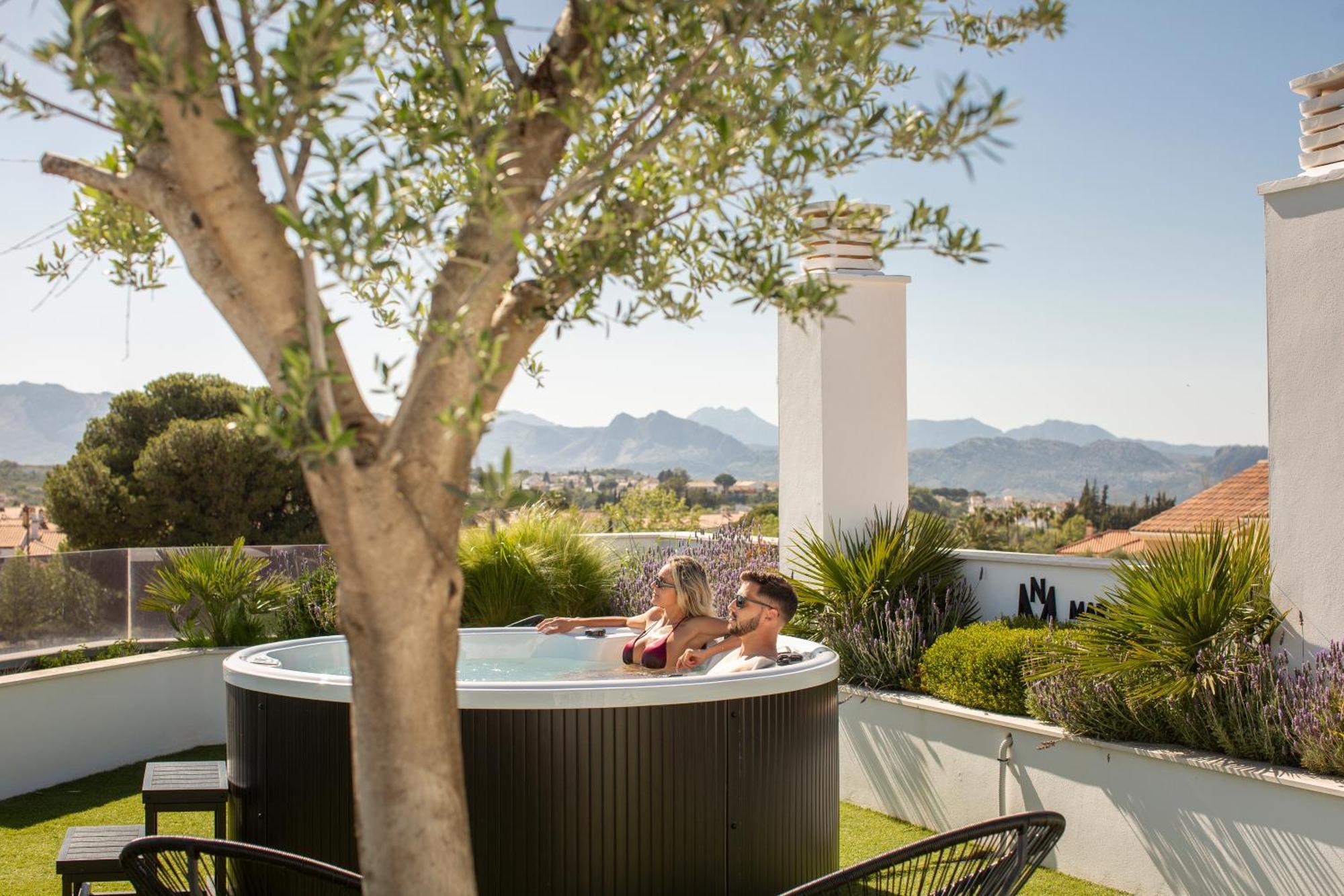 Apartamentos Martalia Arenal Ronda Exteriör bild
